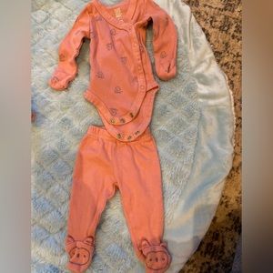 premie matching long sleeve top and footie pants